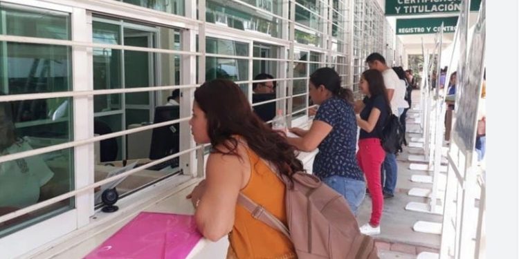 Se inscriben a la UJAT los mil 106 aspirantes aceptados