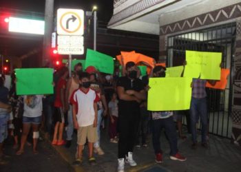 Denuncian la desaparición o arresto de un policía en Centla