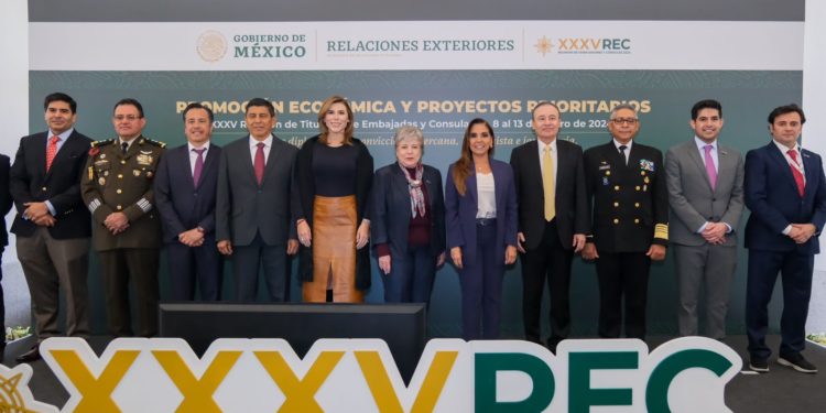 Expone Mara Lezama ante embajadores y cónsules, el desarrollo con justicia social del Tren Maya en Quintana Roo