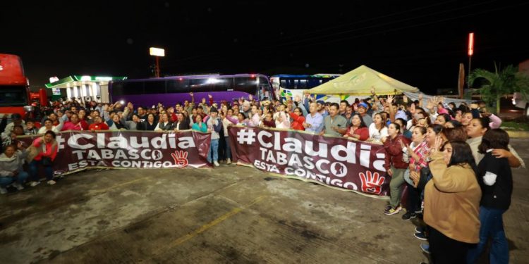 Tabasqueños viajan a la CDMX para presenciar el cierre de precampaña de Claudia Sheinbaum