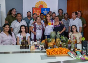 Se reúne Mara Lezama con productores que participan en misión comercial para la exportación de productos del campo quintanarroense