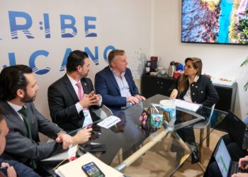 Mara Lezama gestiona más vuelos hacia Quintana Roo