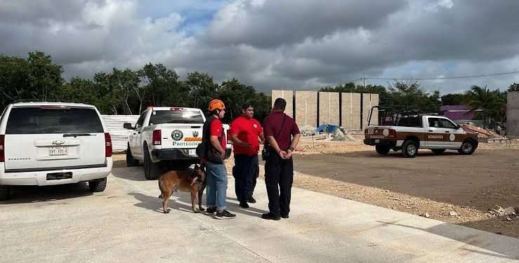 Hombre resulta lesionado tras caerle una barda en construcción