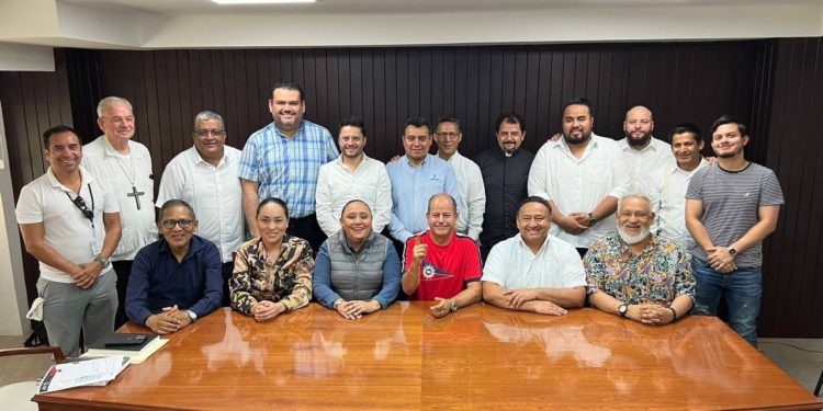 Sociedad y gobierno trabajan de la mano en reconstrucción del tejido social en Quintana Roo