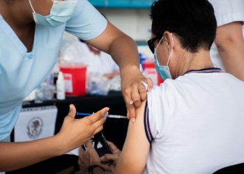 Invita SESA a vacunarse para prevenir enfermedades