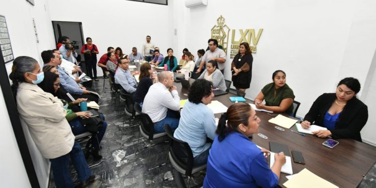 Reciben servidores públicos del Congreso de Tabasco curso-taller sobre proceso de Entrega-Recepción