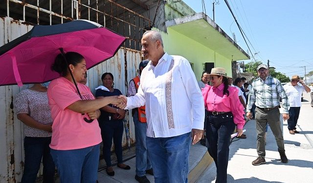 Entrega Carlos Merino calles pavimentadas, espacios públicos dignos y redes de drenaje y agua, en Cárdenas