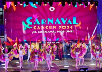 Cancún se transforma: Carnaval 2024 se vive la magia, baile y color