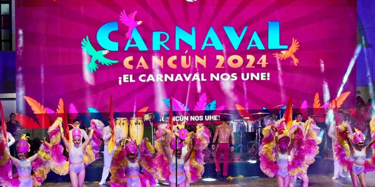 Cancún se transforma: Carnaval 2024 se vive la magia, baile y color