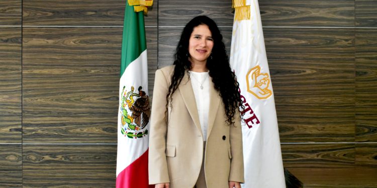 AMLO nombra a Bertha María Alcalde Luján como nueva titular del ISSSTE