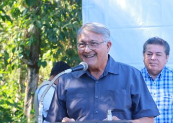 ¡Comalcalco se sigue transformando! Gobierno municipal pone en marcha obra de ampliación de red eléctrica