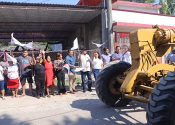 ¡Más obras para Comalcalco! Ponen en marcha obra de rehabilitación de pavimento en Oriente 1ra. Sección