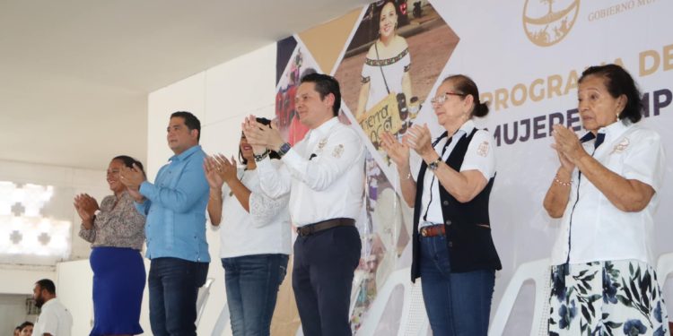 Gobierno de Cunduacán implementa el programa de apoyo para mujeres emprendedoras