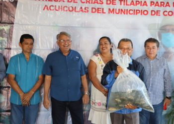 Gobierno de Comalcalco entrega crías de mojarra tilapia para productores acuícolas del municipio