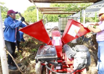 Contribuye Centro a la sustentabilidad ambiental con producción de composta