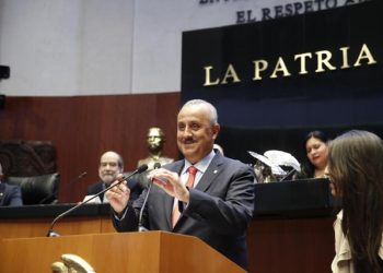 Consagra Senado a Pellicer como ‘faro que ilumina camino de la Patria’: Carlos Merino
