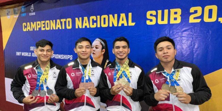 91 atletas y entrenadores quintanarroenses fueron acreedores a las Becas Deportivas 2024