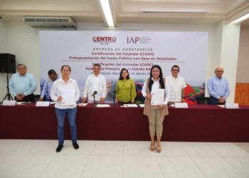 Fortalece Centro atención a ciudadanos con certificación de servidores públicos