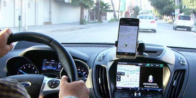 Choferes de Uber y Didi abogan por regularización del servicio