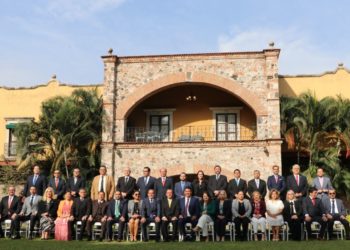 Intercambia titular de SECOES experiencias a nivel nacional sobre combate a la corrupción