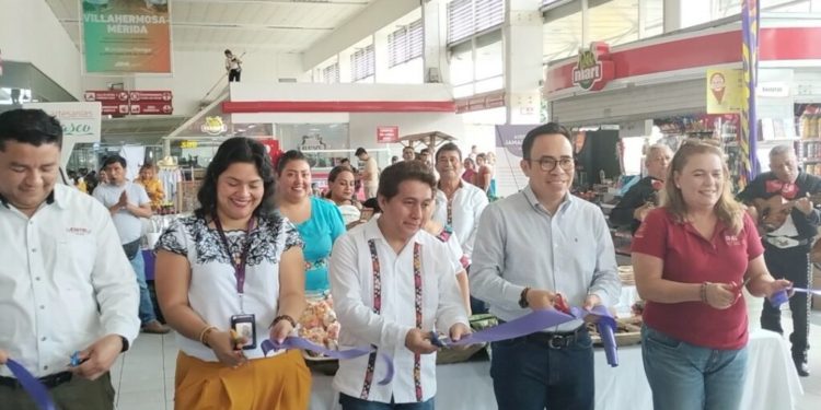 Inaugura IFAT Feria artesanal regional «Halagos del Edén»