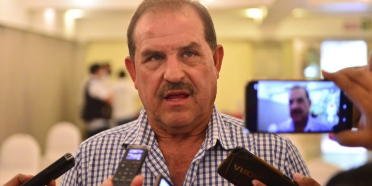 Reducir jornada laboral golpeará a empresas en Tabasco, advierte CANACINTRA