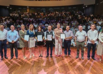 Firman convenio de colaboración el Centro de Conciliación Laboral de Quintana Roo y la CROC para capacitar y brindar asesoría al sector laboral