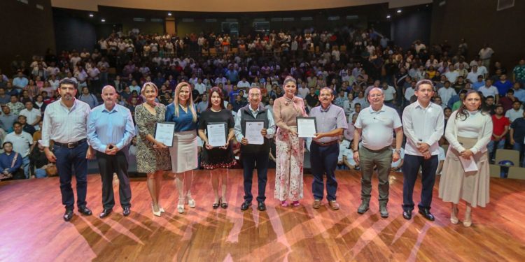 Firman convenio de colaboración el Centro de Conciliación Laboral de Quintana Roo y la CROC para capacitar y brindar asesoría al sector laboral