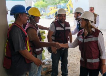Supervisan Mara Lezama y Heyden Cebada avances del Centro de Convivencia Familiar en Cancún
