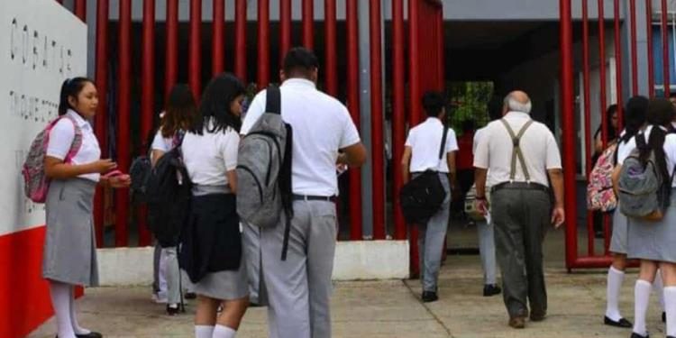 Cobatab detecta consumo de alcohol en planteles: Se implementan medidas de intervención