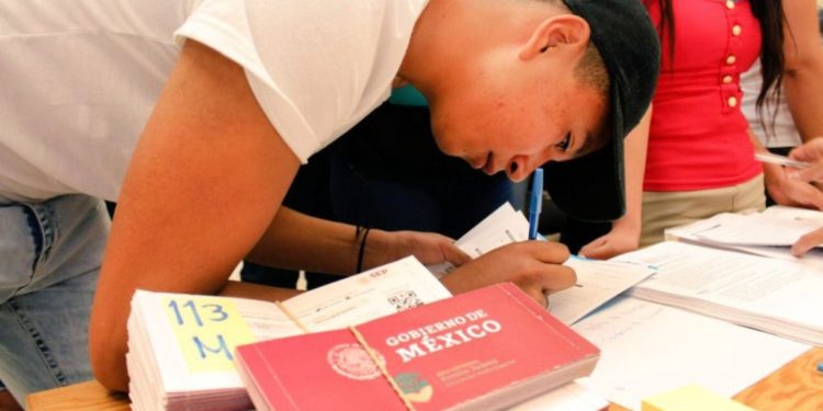 Becas «Benito Juárez» en Tabasco: un impulso contra la deserción escolar