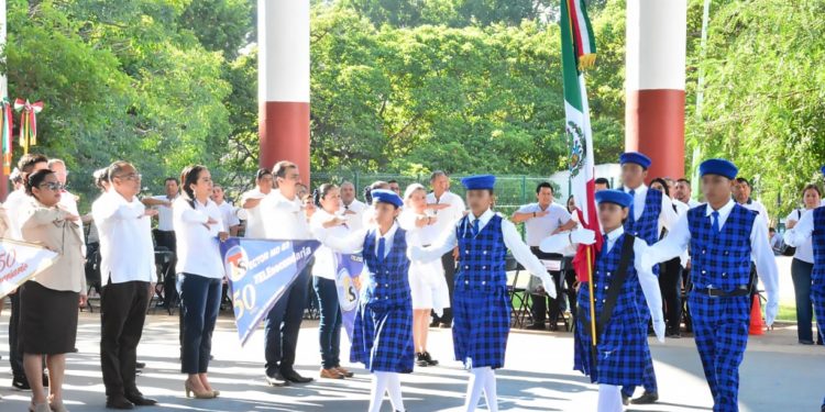 Inician festejos por el 50 aniversario de la fundación de telesecundarias en Tabasco