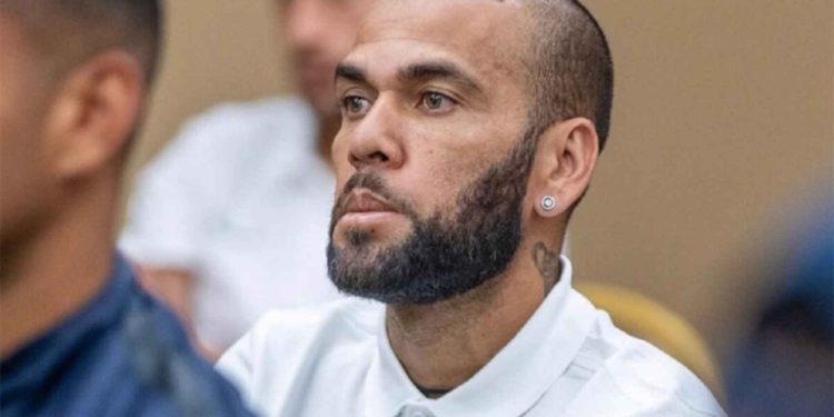 Dani Alves es condenado a 4 años y 6 meses de prisión por agresión sexual