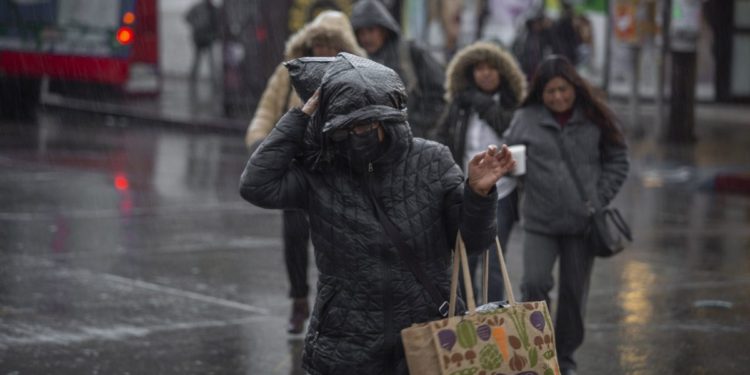 Frente frío Núm 35 ocasionará lluvias muy fuertes en varios estados del país