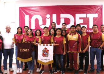 Abanderan a karatecas que van a Campeonato Centroamericano en San Salvador