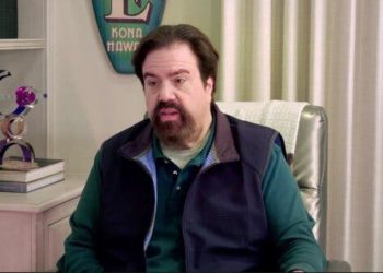 Dan Schneider rompe el silencio y se defiende de acusaciones por comportamiento indebido