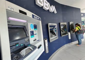 Usuarios reportan fallas en BBVA