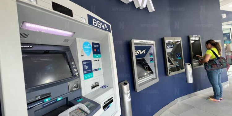 Usuarios reportan fallas en BBVA