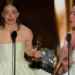 Emma Stone sufre tremenda falla de vestuario en los premios Oscar 2024