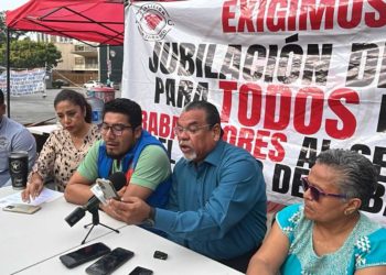 Coalición por Tabasco propone debate para resolver huelga de hambre