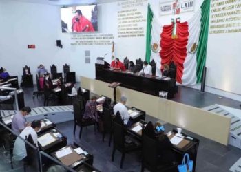 Diputados del PRI, Morena y PRD debaten por reforma a la Ley del ISSET