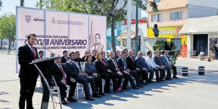 Honra Tabasco legado de Benito Juárez a 218 años de su natalicio