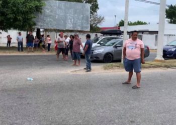 Protesta en Casa Blanca: Cierre del Periférico por falta de energía