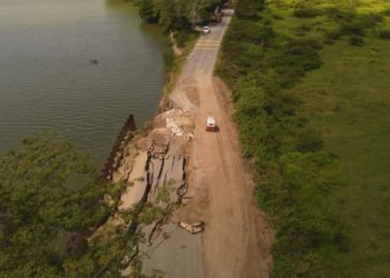 Derrumbe en carretera de Acachapan es responsabilidad de Pemex, afirma Protección Civil