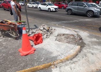 Centro mejora accesibilidad: Construyen rampas para PCD en Paseo Tabasco y Ruiz Cortines