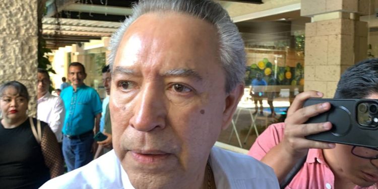 «No traicionemos a los ciudadanos que nos dan su confianza», expresa Humberto de los Santos