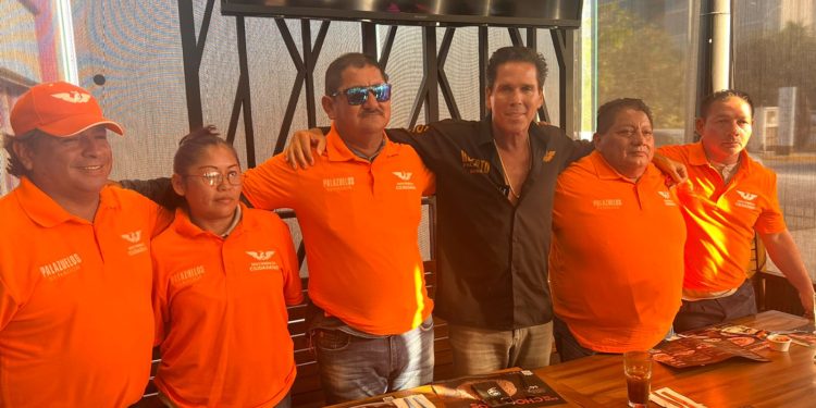 Perredistas se suman a Palazuelos