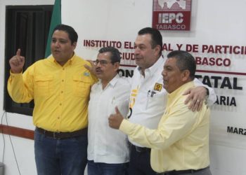 Juan Manuel Fócil se registra como candidato del PRD al gobierno de Tabasco