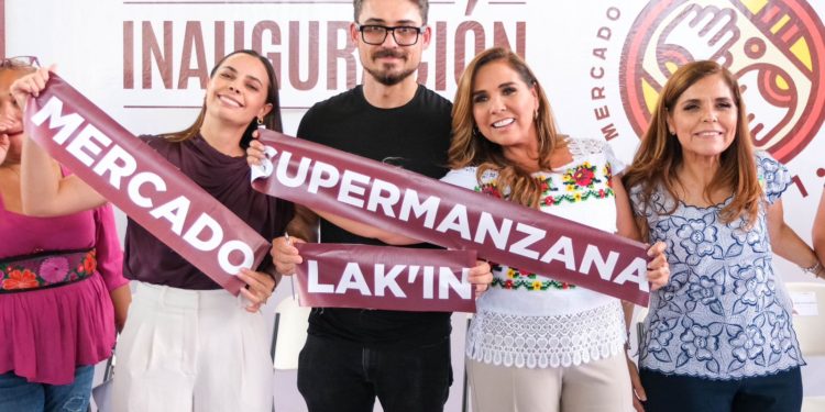 Con una inversión de 43 mdp inaugura Mara Lezama y Román Meyer el Mercado Lak´in, de la SM 259 en Cancún