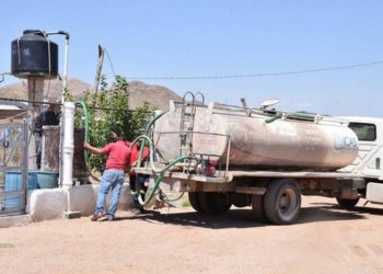 Prepararán 20 pipas para abastecer de agua potable, señala alcaldesa de Centro